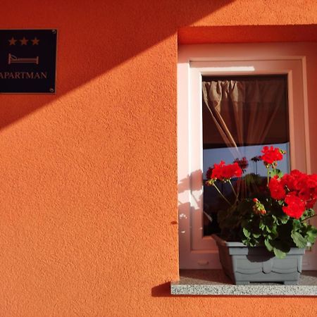 Apartman Tramonto Apartment Motovun Exterior photo